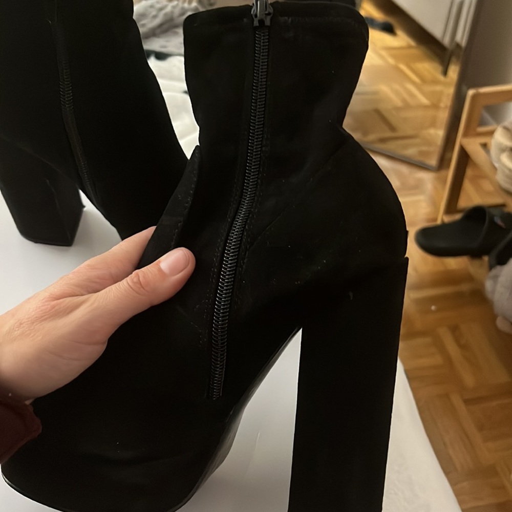 STEVE MADDEN PLATFORMS